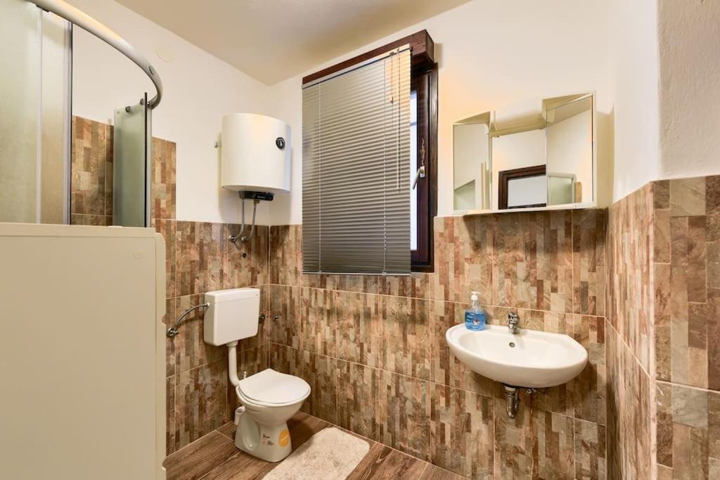 Apartman Legacy Appartamento Zara Esterno foto