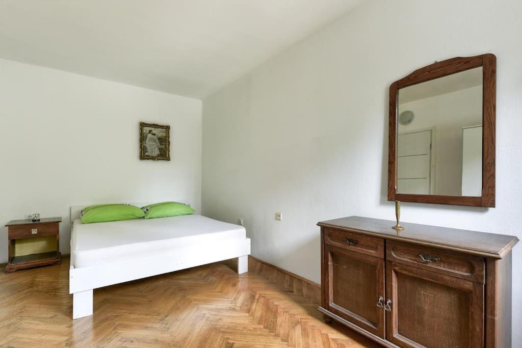 Apartman Legacy Appartamento Zara Esterno foto