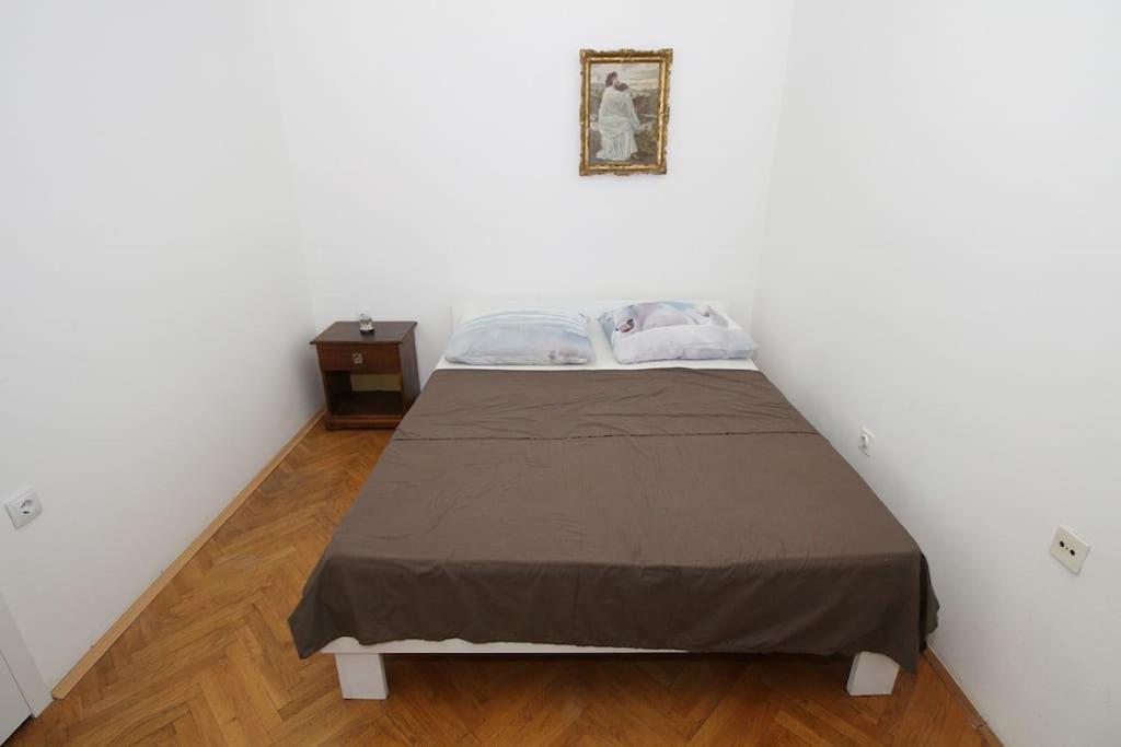 Apartman Legacy Appartamento Zara Esterno foto
