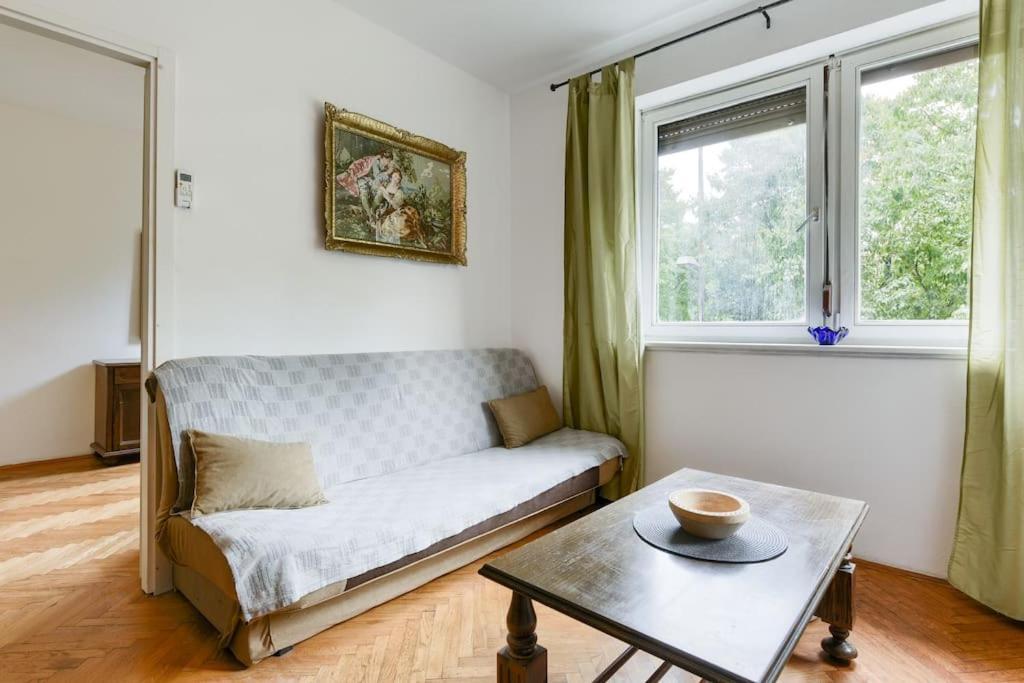 Apartman Legacy Appartamento Zara Esterno foto