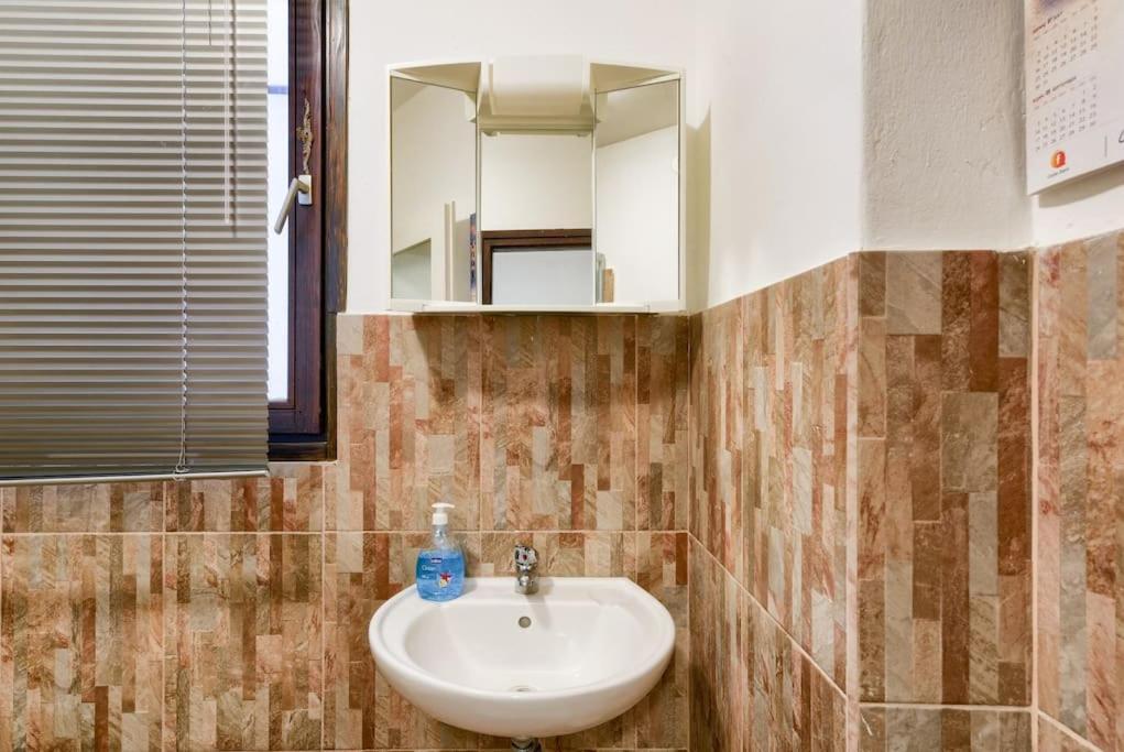 Apartman Legacy Appartamento Zara Esterno foto