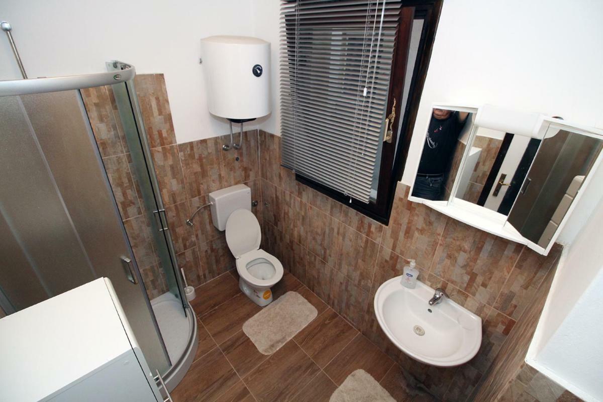 Apartman Legacy Appartamento Zara Esterno foto